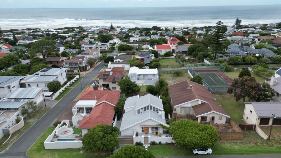 3 Bedroom Property for Sale in Voelklip Western Cape